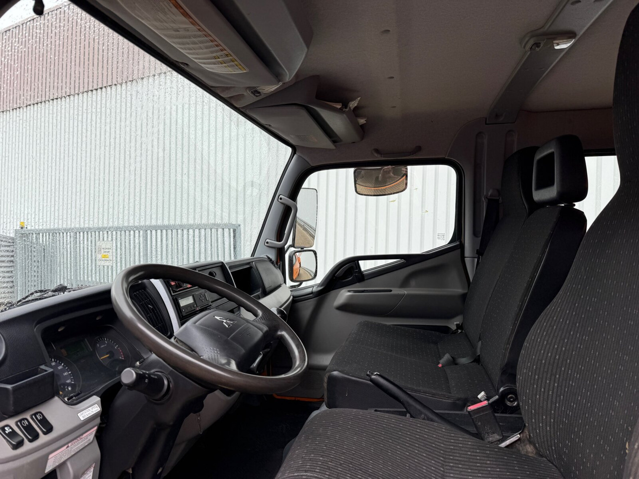 Mitsubishi Fuso 6C18D 4x4 Doka Fuso 6C18D 4x4 Doka - Самосвал камион: снимка 2 Mitsubishi Fuso 6C18D 4x4 Doka Fuso 6C18D 4x4 Doka - Самосвал камион: снимка 2