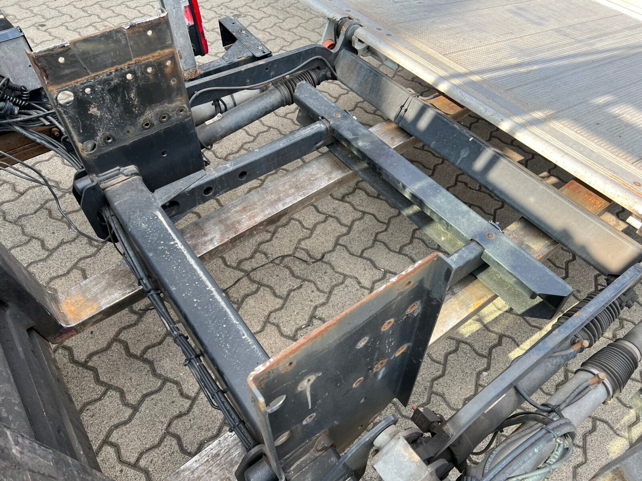 Dhollandia Ladebordwand DH LM15 Dhollandia Ladebordwand DH LM15 - Полуремарке: снимка 5 Dhollandia Ladebordwand DH LM15 Dhollandia Ladebordwand DH LM15 - Полуремарке: снимка 5