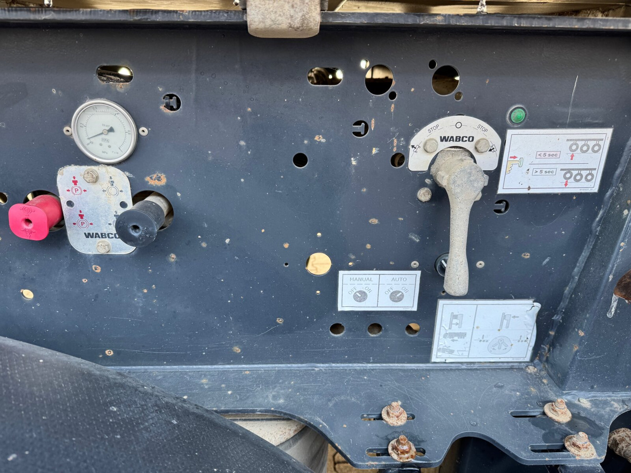 Полуремарке NW-3 NW-3, Liftachse, Stahlmulde ca. 26m³: снимка 9 Полуремарке NW-3 NW-3, Liftachse, Stahlmulde ca. 26m³: снимка 9