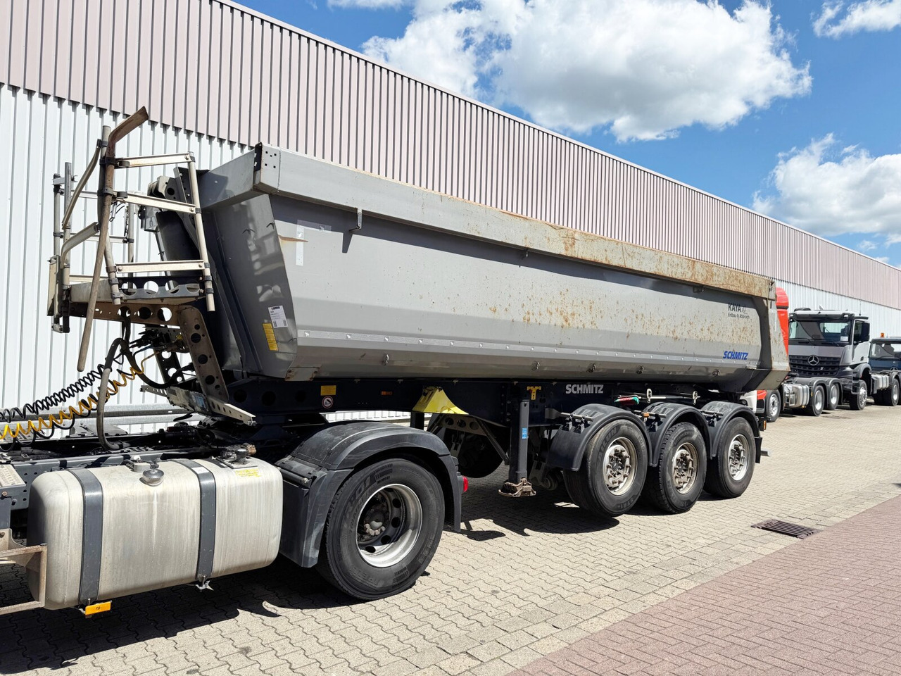 Schmitz Cargobull SKI 24 SL 7.2 SKI 24 SL 7.2, Stahlmulde ca. 24m³, Liftachse - Полуремарке: снимка 3 Schmitz Cargobull SKI 24 SL 7.2 SKI 24 SL 7.2, Stahlmulde ca. 24m³, Liftachse - Полуремарке: снимка 3