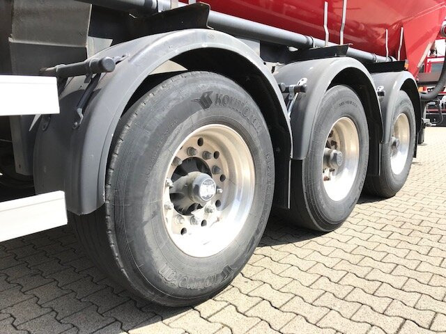 SSK 60/10-24 ADR Kässbohrer SSK 60/10-24 ADR, 60 cbm, - Цистерна за насипни товари: снимка 2 SSK 60/10-24 ADR Kässbohrer SSK 60/10-24 ADR, 60 cbm, - Цистерна за насипни товари: снимка 2