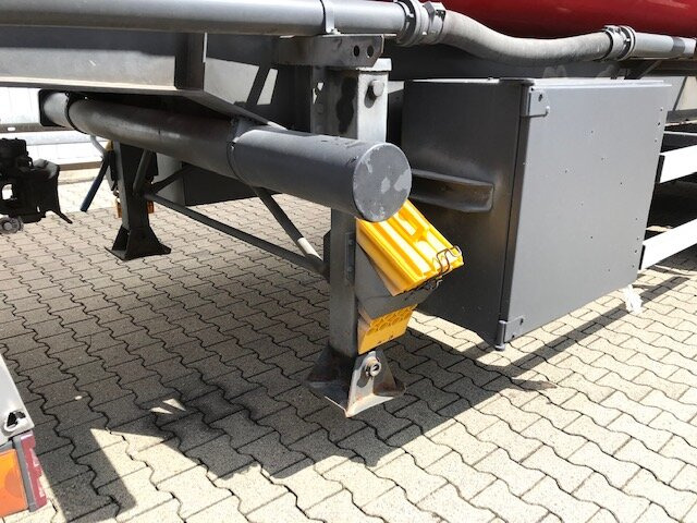 SSK 60/10-24 ADR Kässbohrer SSK 60/10-24 ADR, 60 cbm, - Цистерна за насипни товари: снимка 3 SSK 60/10-24 ADR Kässbohrer SSK 60/10-24 ADR, 60 cbm, - Цистерна за насипни товари: снимка 3