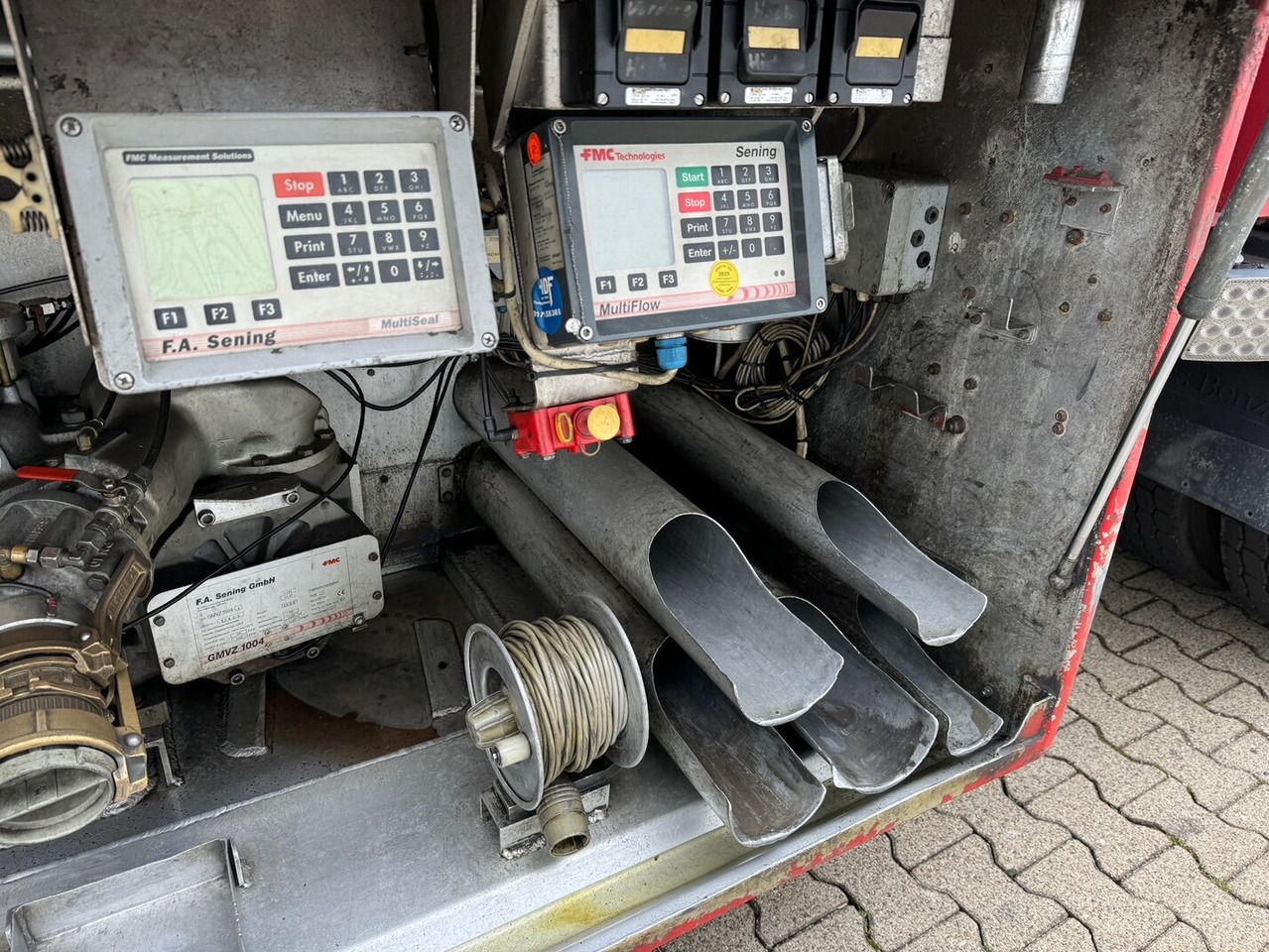 Полуремарке цистерна Schrader Z-STA 24-42.7/4 Tankauflieger Z-STA 24-42.7/4, 4 Kammern, ca. 42700l, 2x Liftachse, Oben-/Untenbefüllung: снимка 6