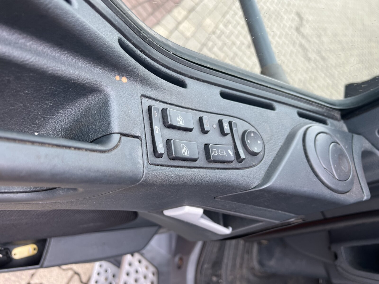 MAN TGL 8.220 4X2 BL TGL 8.220 4X2 BL - Влекач: снимка 3 MAN TGL 8.220 4X2 BL TGL 8.220 4X2 BL - Влекач: снимка 3