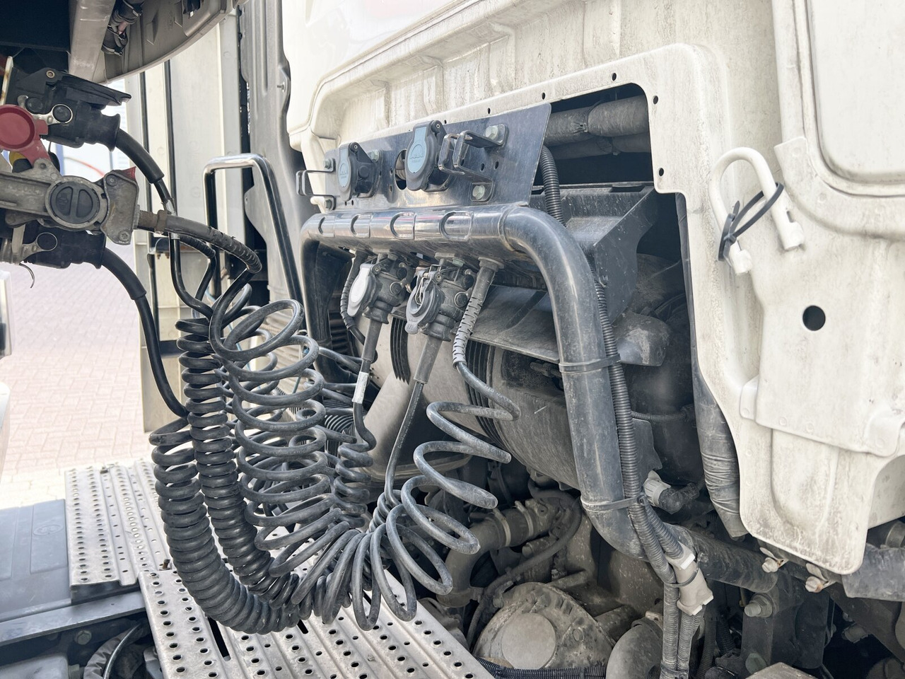 Влекач MAN TGX 18.500 4X2 LLS TGX 18.500 4X2 LLS, Retarder, Vollumer: снимка 13