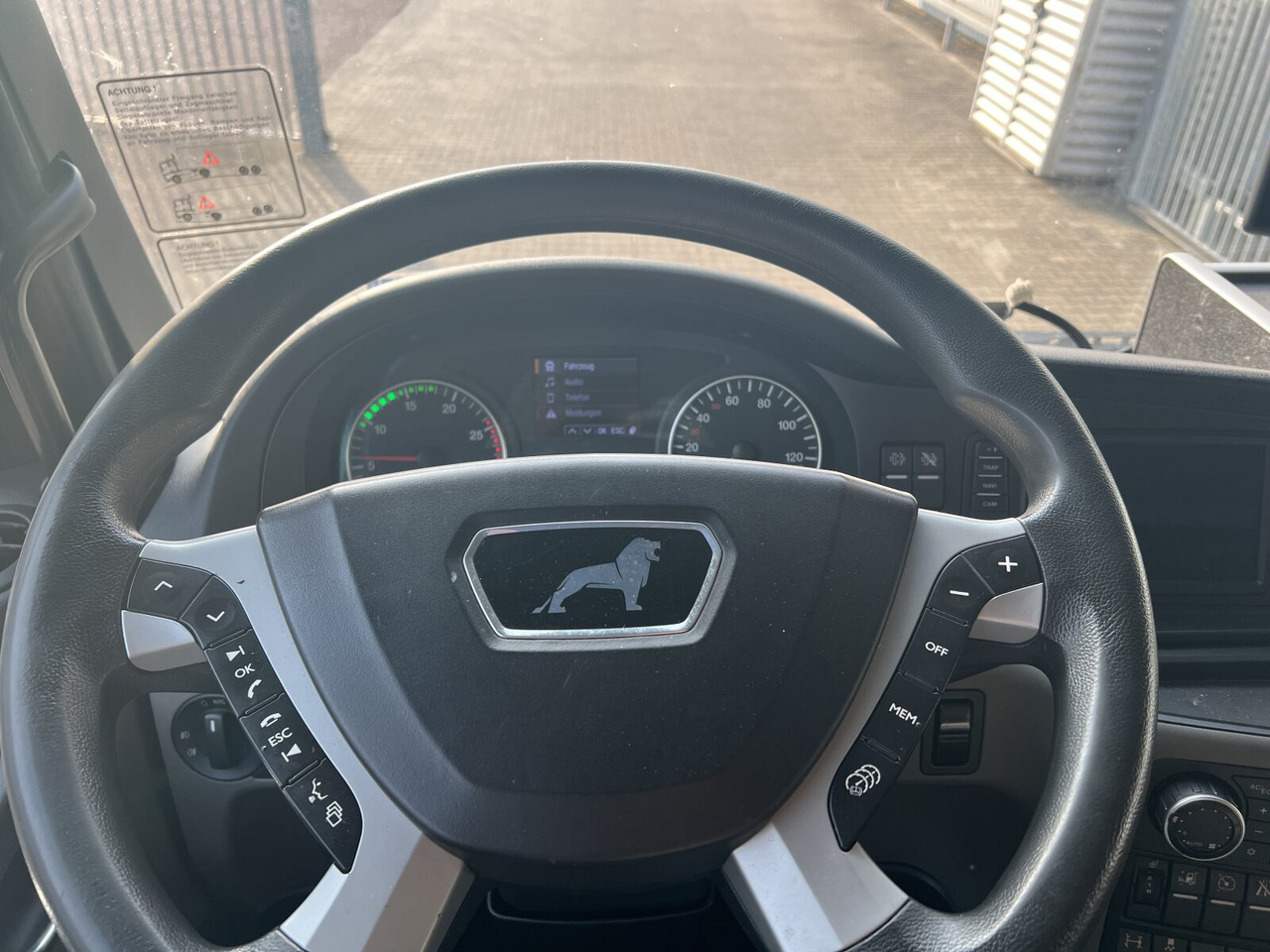 Влекач MAN TGX 18.500 4X2 LLS TGX 18.500 4X2 LLS, Retarder, Vollumer: снимка 7