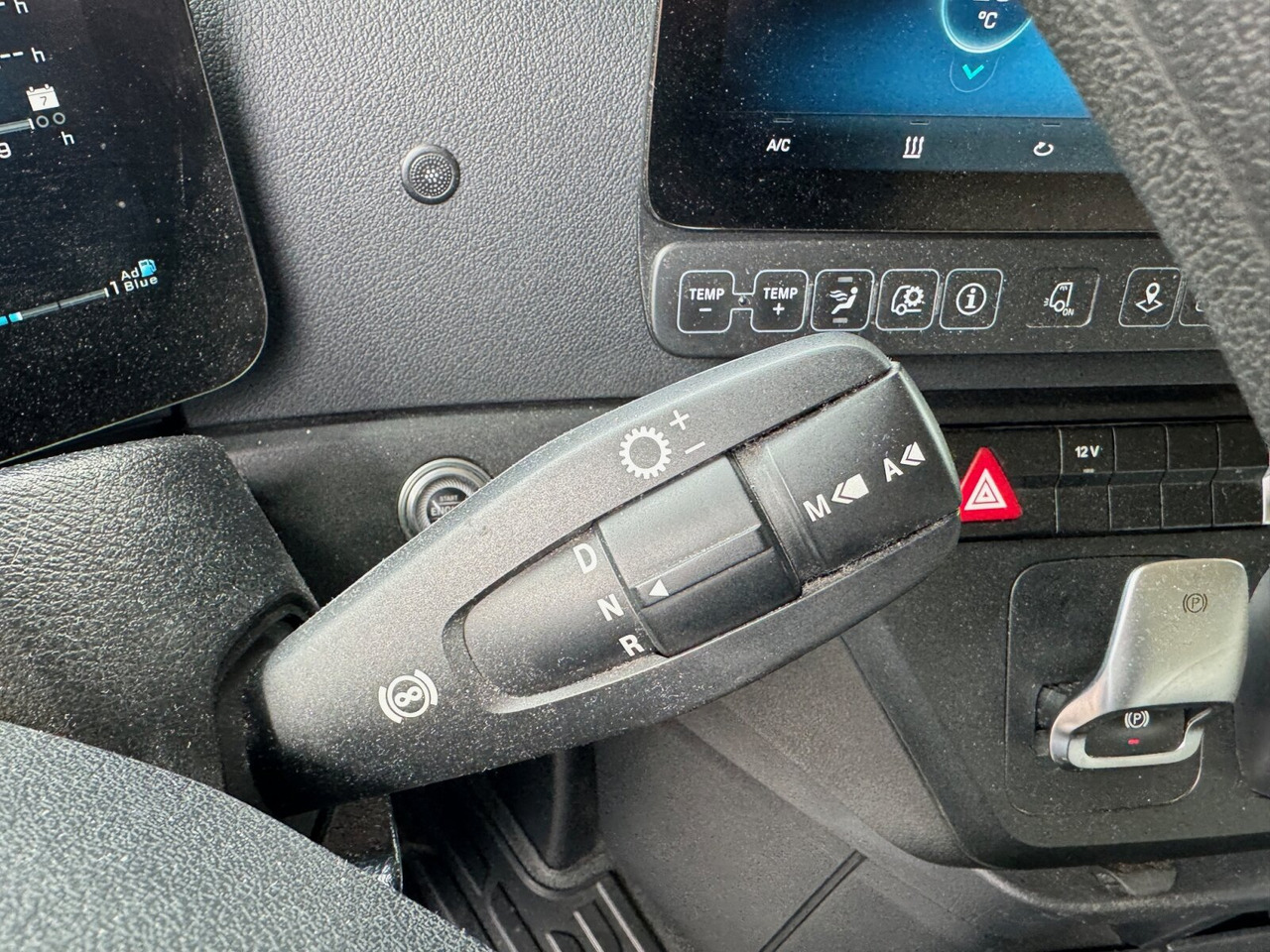 Влекач Mercedes-Benz Actros 1848 LS 4x2 Actros 1848 LS 4x2, Vollumer ,Retarder: снимка 13 Влекач Mercedes-Benz Actros 1848 LS 4x2 Actros 1848 LS 4x2, Vollumer ,Retarder: снимка 13