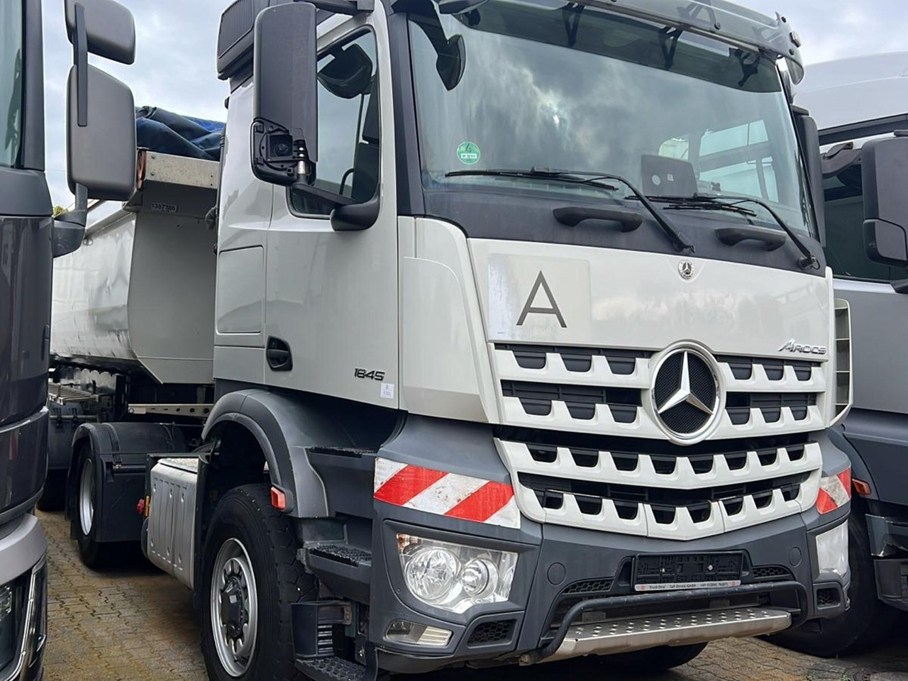 Mercedes-Benz Arocs 1845 LS 4x4 HAD Arocs 1845 LS 4x4 HAD - Влекач: снимка 2 Mercedes-Benz Arocs 1845 LS 4x4 HAD Arocs 1845 LS 4x4 HAD - Влекач: снимка 2