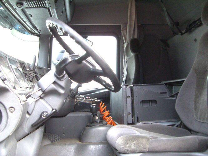 Scania 144G 530 6x4 144G 530 6x4 - Влекач: снимка 3 Scania 144G 530 6x4 144G 530 6x4 - Влекач: снимка 3