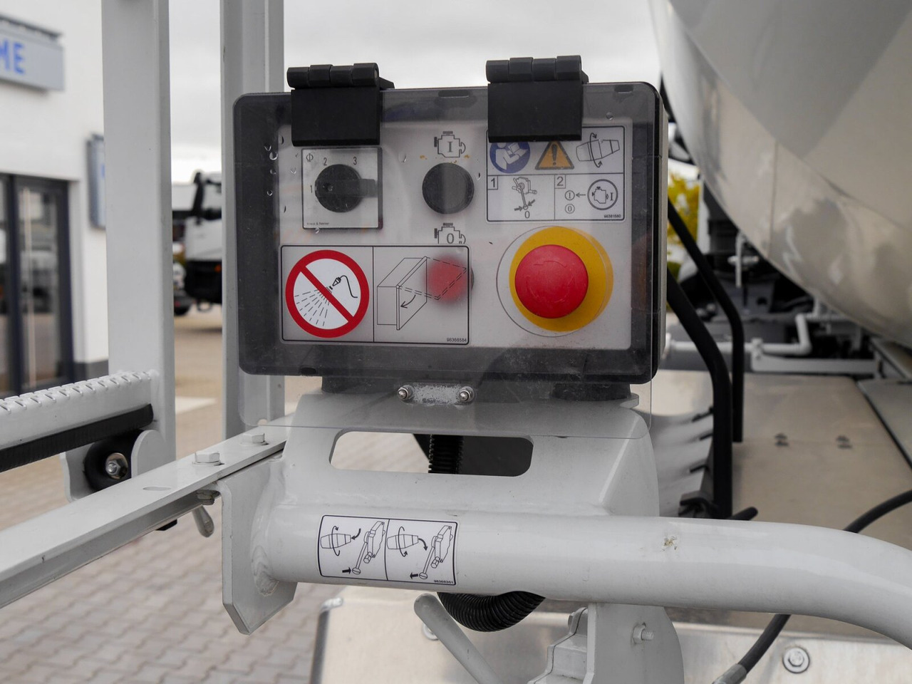 X-Way AD360X40BZ 8x4 X-Way AD360X40BZ 8x4, Stetter 8/9m³ - Бетоновоз: снимка 4 X-Way AD360X40BZ 8x4 X-Way AD360X40BZ 8x4, Stetter 8/9m³ - Бетоновоз: снимка 4