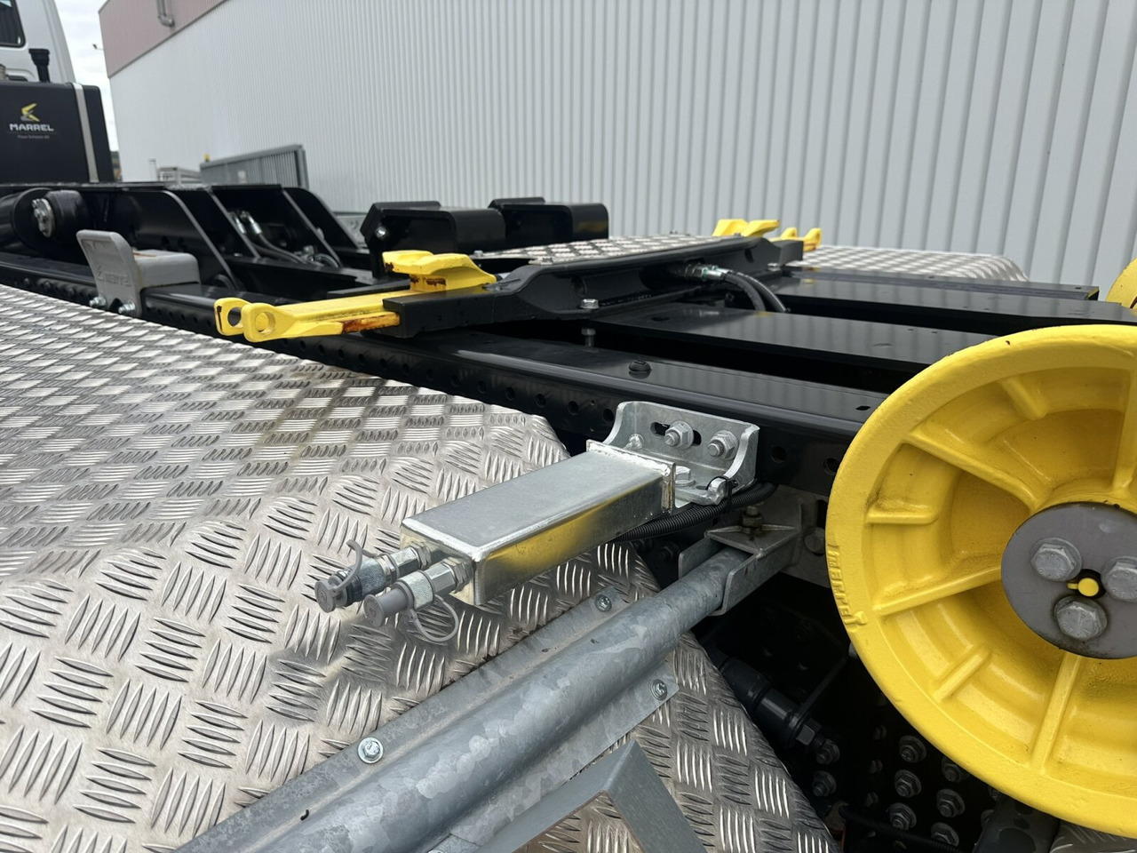 X-Way AD360X48Z 8x4 X-Way AD360X48Z 8x4, Motorabtrieb, Navi, Schub-Knick - Мултилифт с кука камион: снимка 3 X-Way AD360X48Z 8x4 X-Way AD360X48Z 8x4, Motorabtrieb, Navi, Schub-Knick - Мултилифт с кука камион: снимка 3