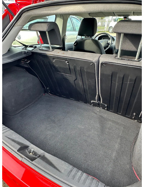 Ford Fiesta TDCi 1.4 + AIRCO + CARPLAY + REAR CAMERA + 194.511 KM - Хечбек: снимка 4 Ford Fiesta TDCi 1.4 + AIRCO + CARPLAY + REAR CAMERA + 194.511 KM - Хечбек: снимка 4