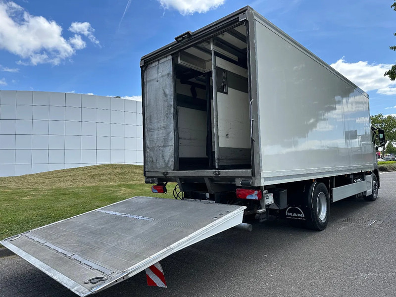 MAN TGS 18.360 FRIGOBLOCK FK25 MULTITEMP + LIFT / LADEBORDWAND 2000 KG + EURO 6 + AIRCO - Рефрижератор камион: снимка 5 MAN TGS 18.360 FRIGOBLOCK FK25 MULTITEMP + LIFT / LADEBORDWAND 2000 KG + EURO 6 + AIRCO - Рефрижератор камион: снимка 5