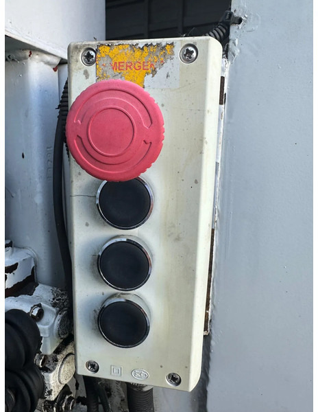 Боклукчийска кола Renault Midlum 220 GARBAGE / MULL + SPRING / SPRING + 175.643 KM + EURO 5: снимка 19