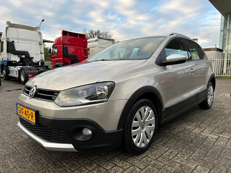 Volkswagen Polo 1.2 TSI CROSS + AUTOMATIC + 101.474 KM + APK/TUV - Лек автомобил: снимка 1 Volkswagen Polo 1.2 TSI CROSS + AUTOMATIC + 101.474 KM + APK/TUV - Лек автомобил: снимка 1