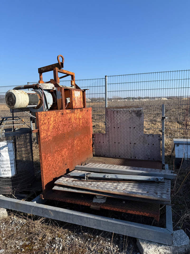Ebbs+Radinger Lastenaufzug ZL600 - Работна площадка: снимка 3 Ebbs+Radinger Lastenaufzug ZL600 - Работна площадка: снимка 3
