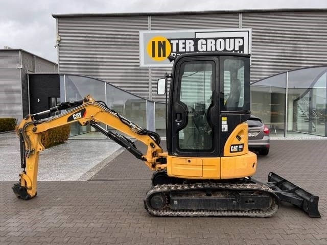 CAT 303 E CR - Мини багер: снимка 1 CAT 303 E CR - Мини багер: снимка 1