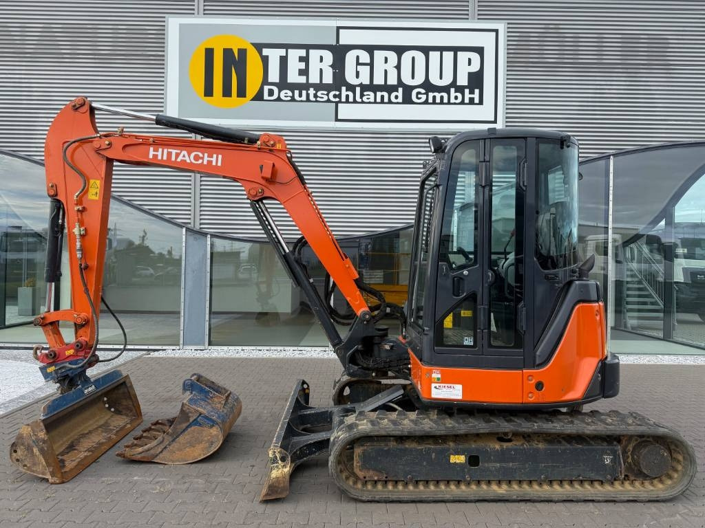 Hitachi ZX 48 U-3 CLR - Мини багер: снимка 1 Hitachi ZX 48 U-3 CLR - Мини багер: снимка 1