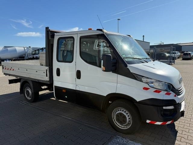 Iveco Daily 35 S12 - Товарен бус: снимка 5 Iveco Daily 35 S12 - Товарен бус: снимка 5