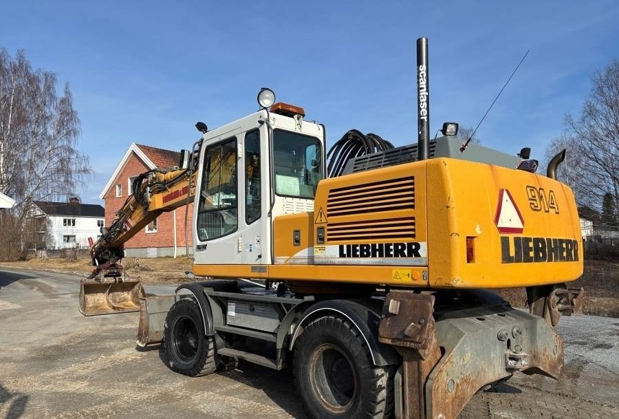 Liebherr A 914 Litronic A2-PL Tiltrotator 30Km/h - Колесен багер: снимка 2 Liebherr A 914 Litronic A2-PL Tiltrotator 30Km/h - Колесен багер: снимка 2