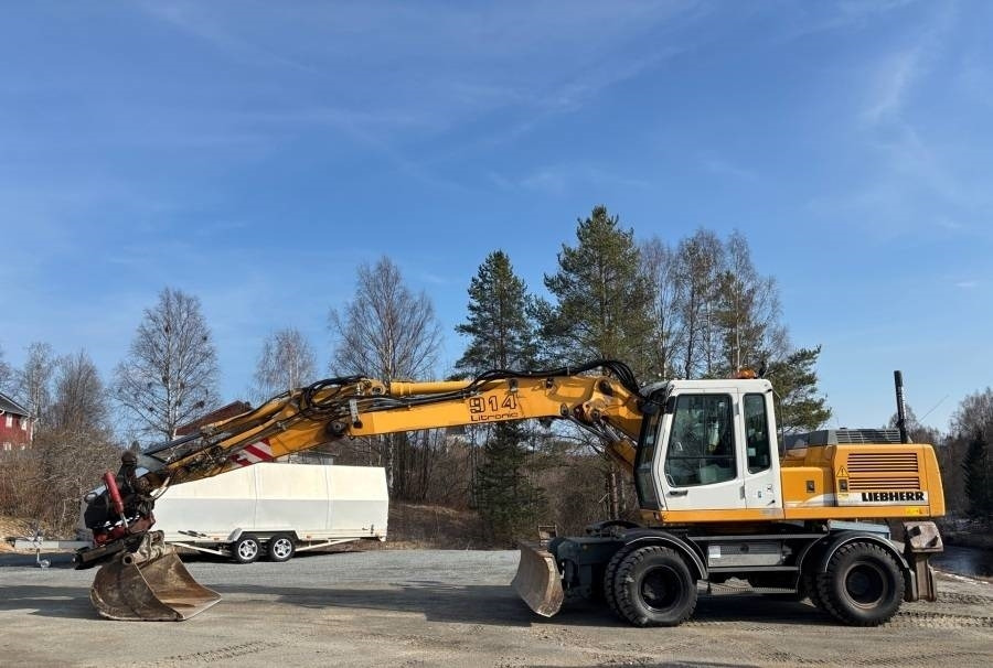Liebherr A 914 Litronic A2-PL Tiltrotator 30Km/h - Колесен багер: снимка 1 Liebherr A 914 Litronic A2-PL Tiltrotator 30Km/h - Колесен багер: снимка 1