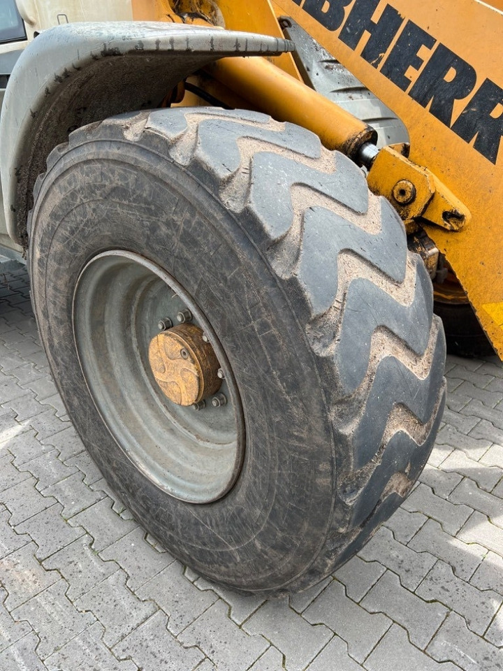 Колесен товарач Liebherr L514 Stereo: снимка 9