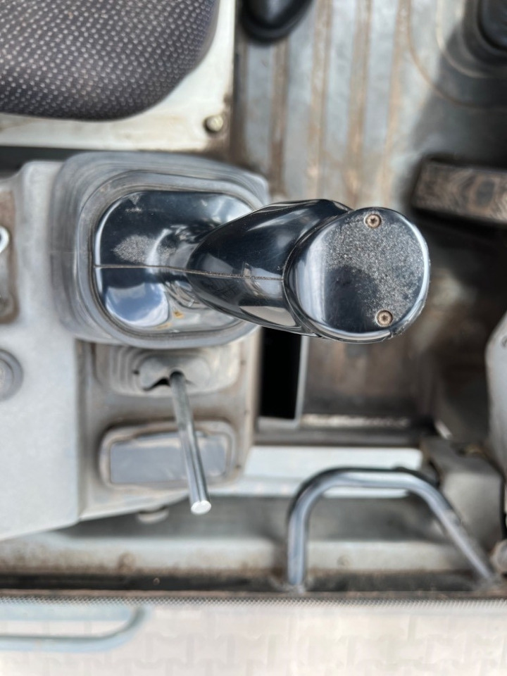 Колесен товарач Liebherr L514 Stereo: снимка 16