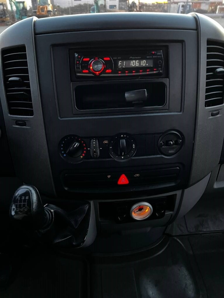 Лизинг на Mercedes-Benz 515 CDI  Mercedes-Benz 515 CDI: снимка 11