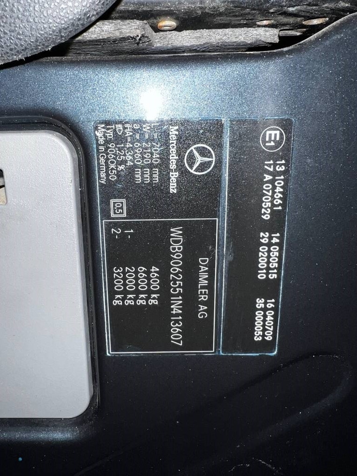 Лизинг на Mercedes-Benz 515 CDI  Mercedes-Benz 515 CDI: снимка 34