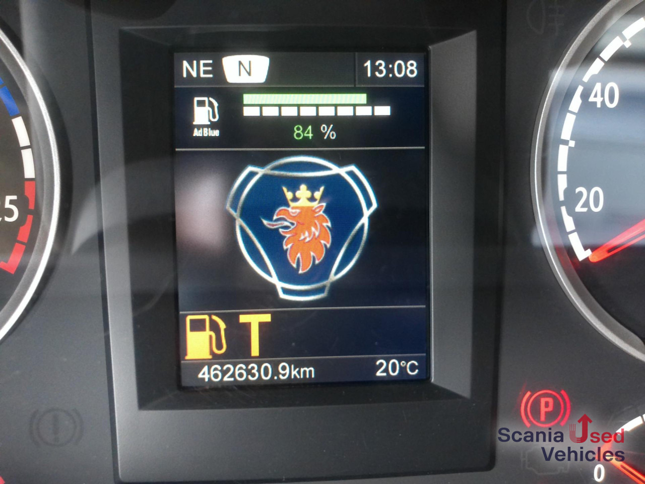 SCANIA R450LB6x2*4MNB LBW 2,0t NUR 462 TKM! HU neu! - Камион с брезент: снимка 4 SCANIA R450LB6x2*4MNB LBW 2,0t NUR 462 TKM! HU neu! - Камион с брезент: снимка 4