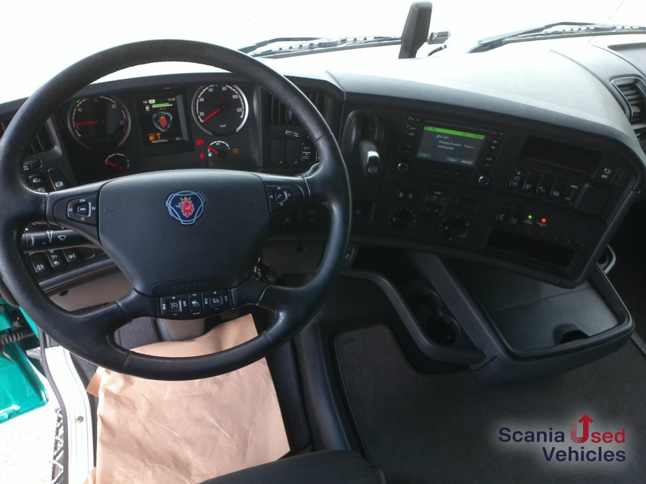 SCANIA R450LB6x2*4MNB LBW 2,0t NUR 462 TKM! HU neu! - Камион с брезент: снимка 2 SCANIA R450LB6x2*4MNB LBW 2,0t NUR 462 TKM! HU neu! - Камион с брезент: снимка 2