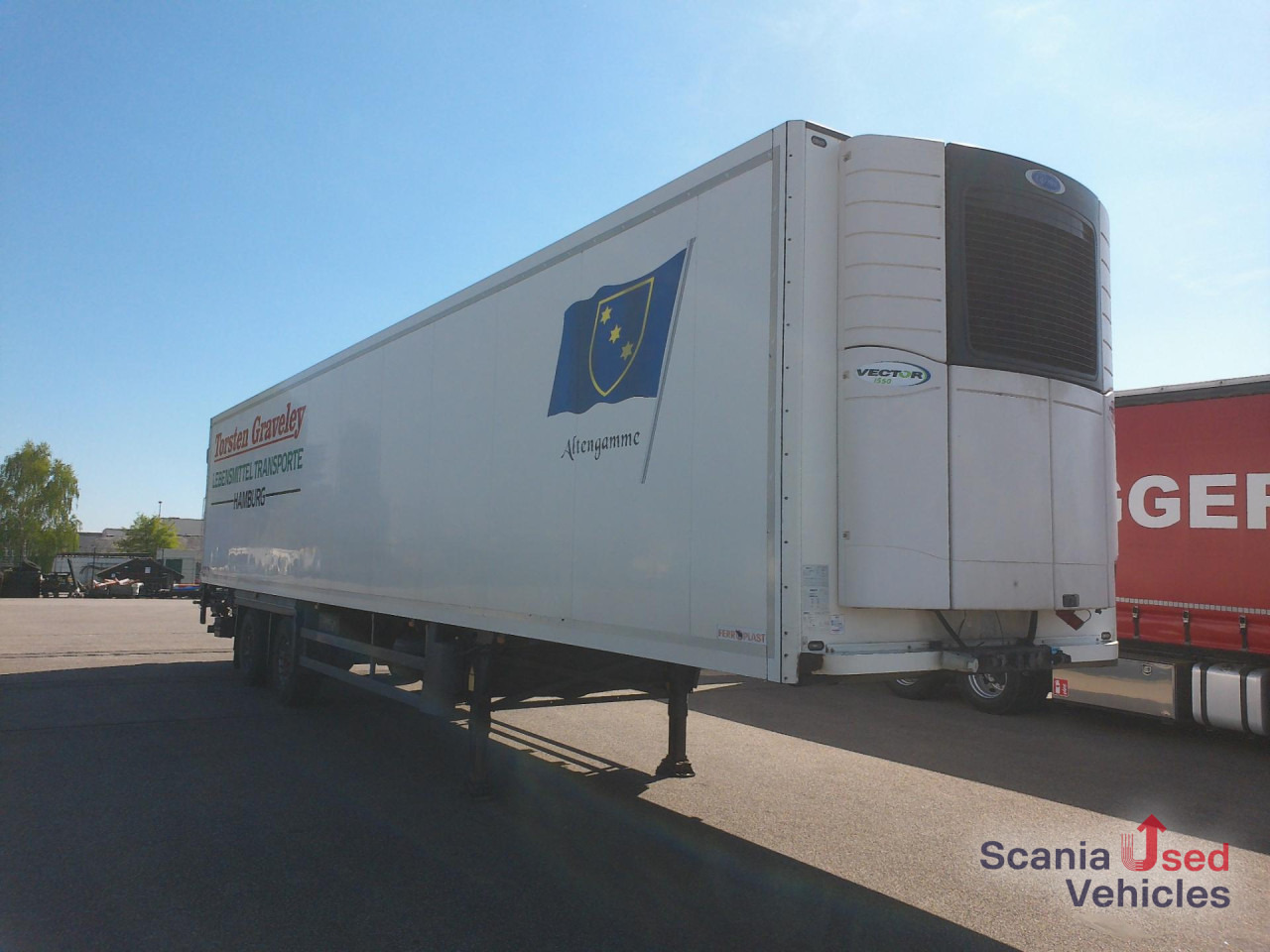 SCHMITZ FD-Aufbau m. Carrier Vector 1550 nur 5516 h - Рефрижератор полуремарке: снимка 1 SCHMITZ FD-Aufbau m. Carrier Vector 1550 nur 5516 h - Рефрижератор полуремарке: снимка 1