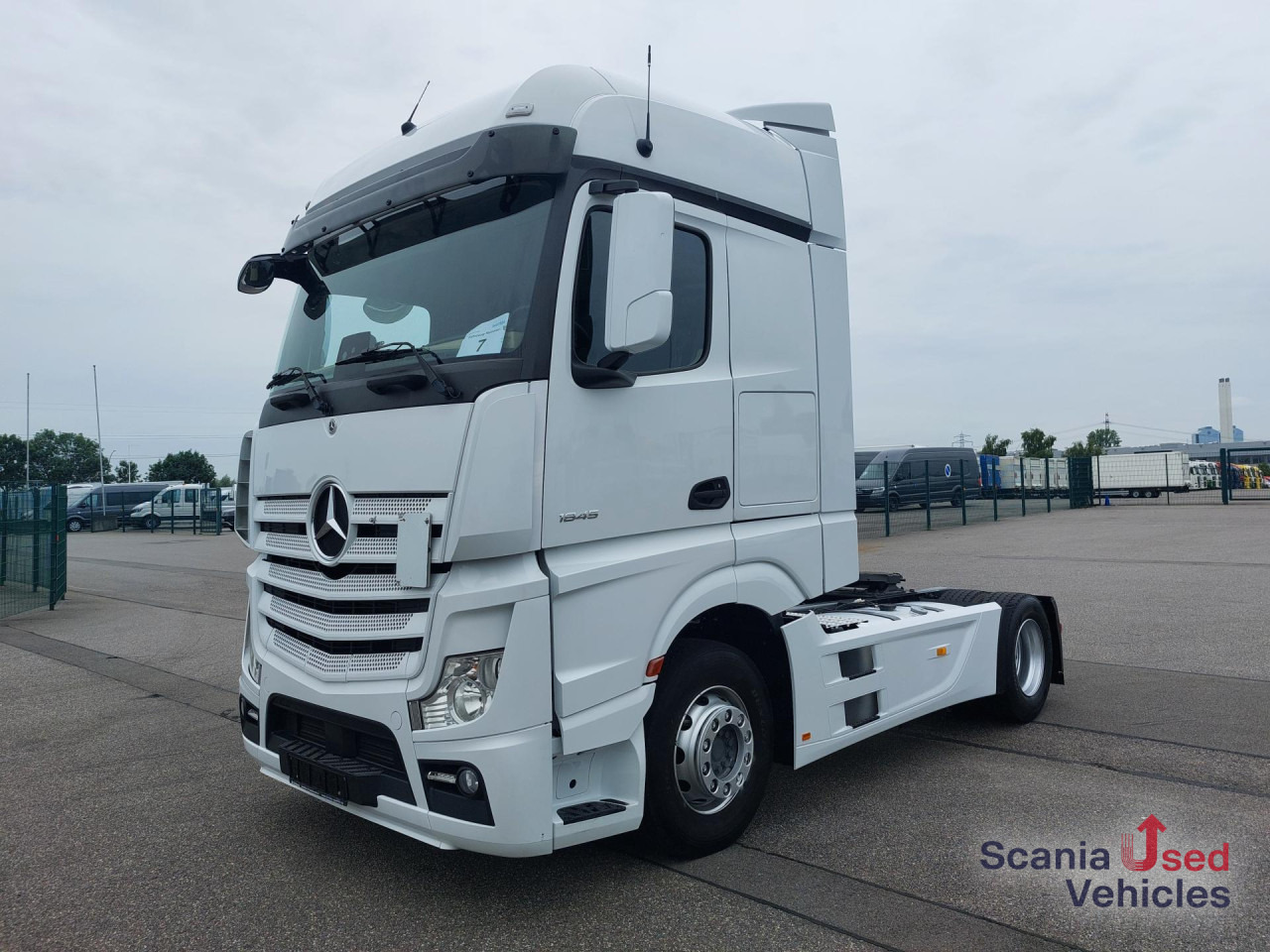 MERCEDES-BENZ Actros 1845LS Streamspace - Влекач: снимка 1 MERCEDES-BENZ Actros 1845LS Streamspace - Влекач: снимка 1