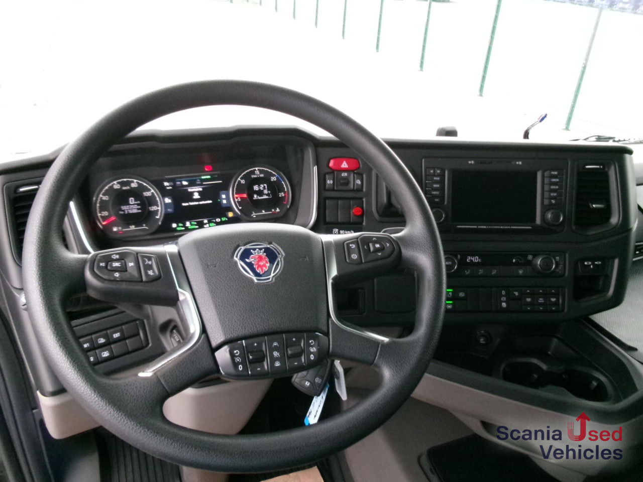 SCANIA R 450 A4x2NA - Влекач: снимка 3 SCANIA R 450 A4x2NA - Влекач: снимка 3
