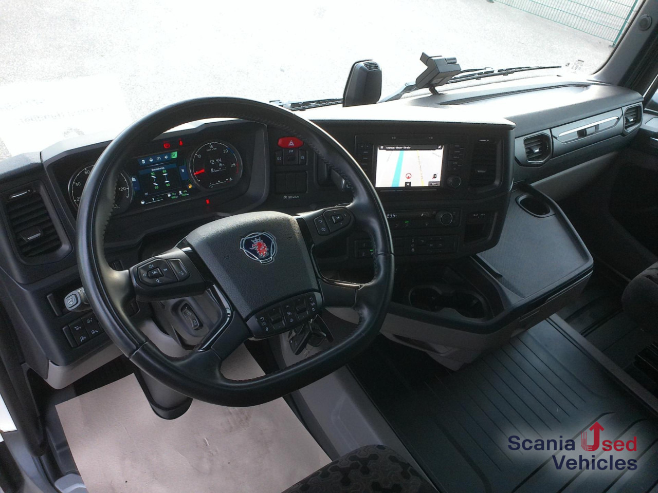 SCANIA R 460 A4x2EB - Влекач: снимка 2 SCANIA R 460 A4x2EB - Влекач: снимка 2