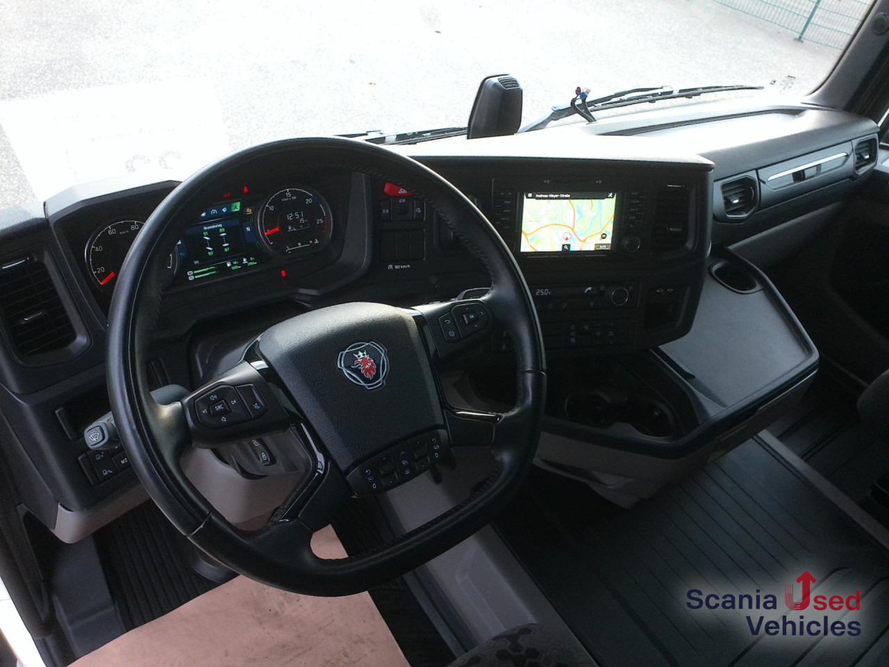 SCANIA R 460 A4x2NA - Влекач: снимка 2 SCANIA R 460 A4x2NA - Влекач: снимка 2