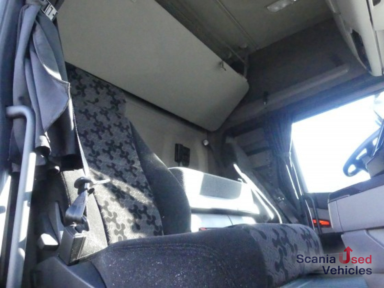 SCANIA R 460 A4x2NA Kipphydraulik New Dashboard - Влекач: снимка 4 SCANIA R 460 A4x2NA Kipphydraulik New Dashboard - Влекач: снимка 4