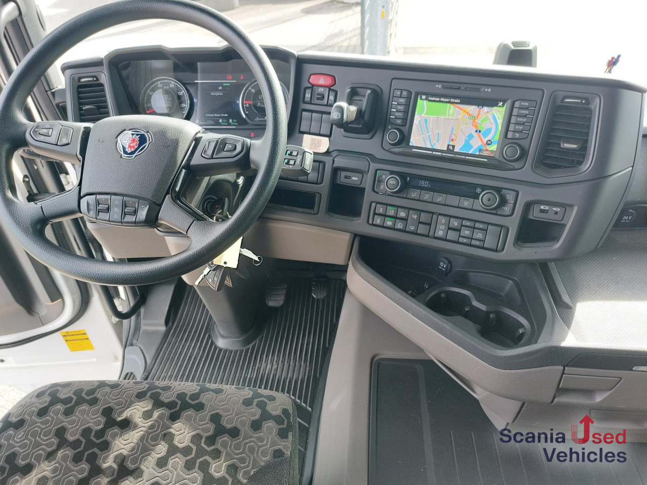 SCANIA R 460 A4x2NA SUPER, 2 Kreis Hydraulik - Влекач: снимка 3 SCANIA R 460 A4x2NA SUPER, 2 Kreis Hydraulik - Влекач: снимка 3