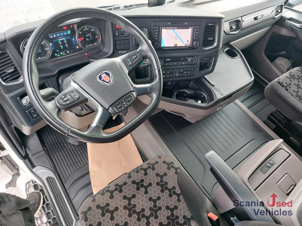 SCANIA R 460 A4x2NA, SUPER, NAVI, Standklima - Влекач: снимка 5 SCANIA R 460 A4x2NA, SUPER, NAVI, Standklima - Влекач: снимка 5