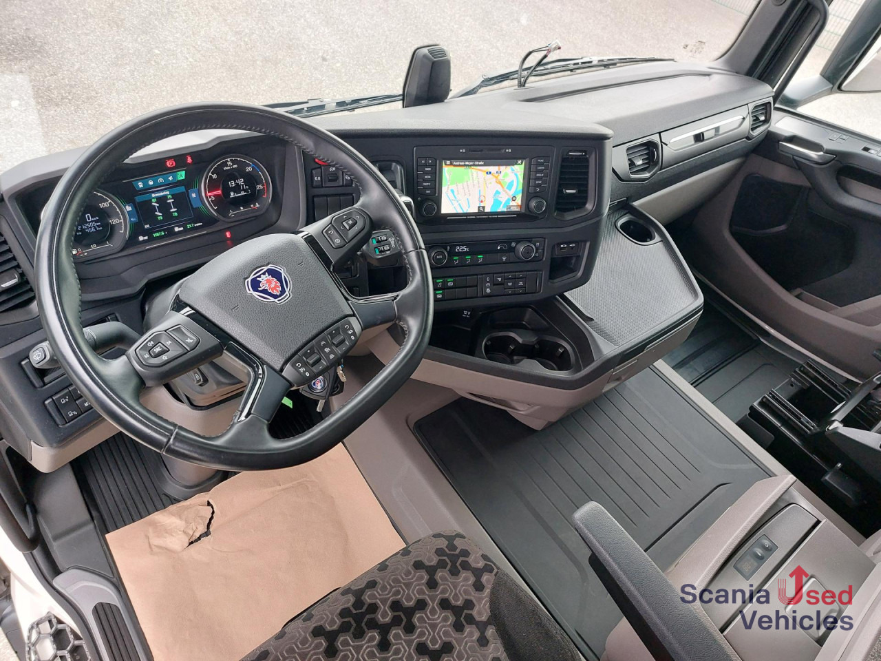 SCANIA R 460 A4x2NA, SUPER, Navi, Standklima - Влекач: снимка 3 SCANIA R 460 A4x2NA, SUPER, Navi, Standklima - Влекач: снимка 3