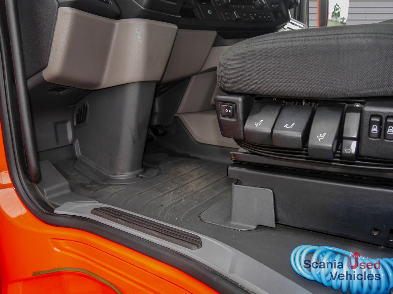 SCANIA R 410 B6x2*4LB Jumbo, Lenkachse, Standklima - Контейнеровоз/ Сменна каросерия камион: снимка 4 SCANIA R 410 B6x2*4LB Jumbo, Lenkachse, Standklima - Контейнеровоз/ Сменна каросерия камион: снимка 4