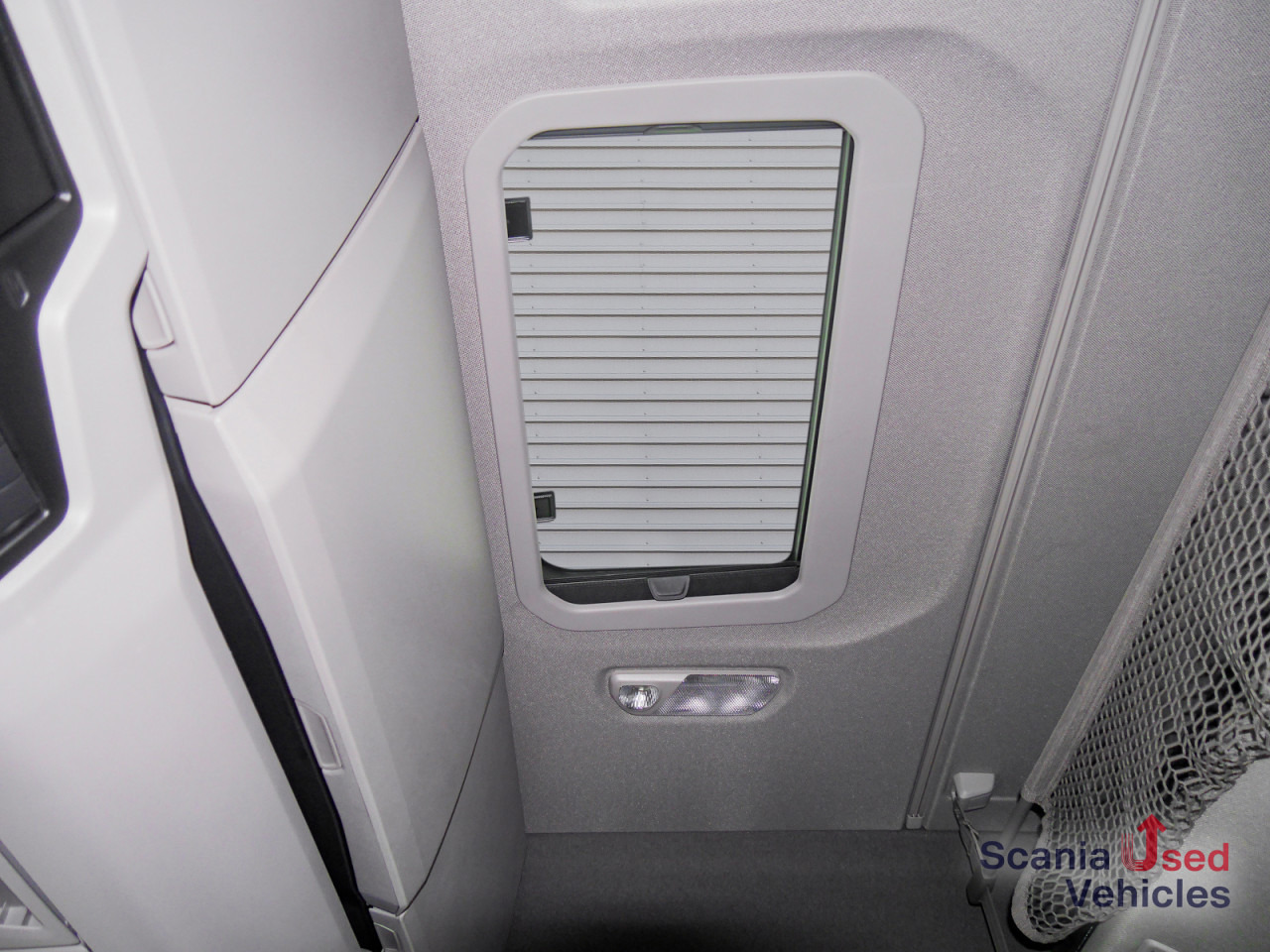 SCANIA R 460 A4x2EB - SUPER - - Влекач: снимка 3 SCANIA R 460 A4x2EB - SUPER - - Влекач: снимка 3