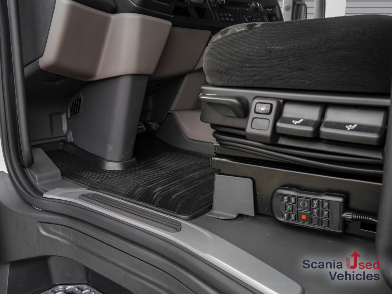 SCANIA R 500 A4x2NA - PTO - - Влекач: снимка 4 SCANIA R 500 A4x2NA - PTO - - Влекач: снимка 4