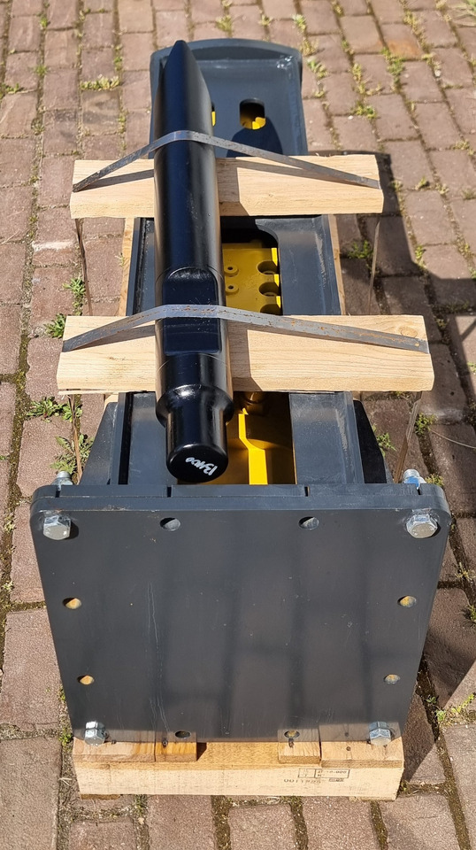 MUSTANG HM550 - Хидравличен чук за Багер: снимка 2 MUSTANG HM550 - Хидравличен чук за Багер: снимка 2