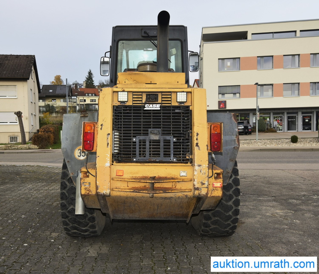 CASE 721 B - Колесен товарач: снимка 5 CASE 721 B - Колесен товарач: снимка 5