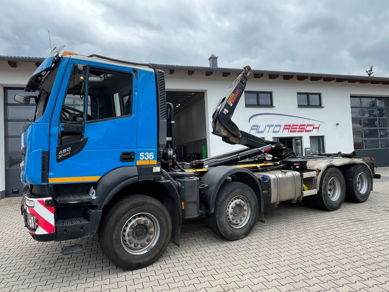 Iveco 480 Starlis X-Way - Мултилифт с кука камион: снимка 1 Iveco 480 Starlis X-Way - Мултилифт с кука камион: снимка 1