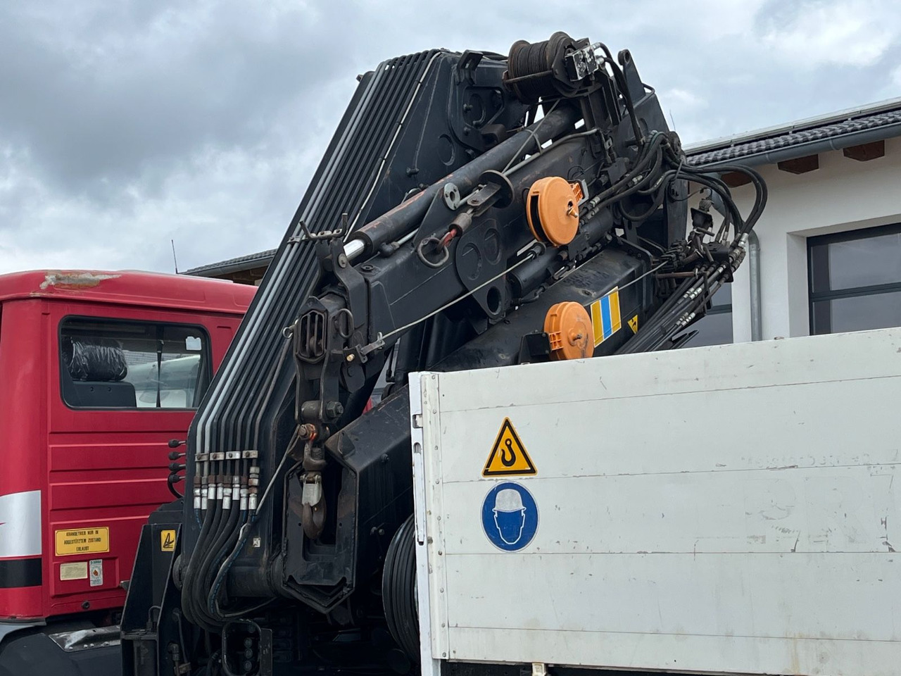 Mercedes-Benz SK 1820 mit HIAB 215-5 mit Jib und Winde - Бордови камион, Камион с кран: снимка 5 Mercedes-Benz SK 1820 mit HIAB 215-5 mit Jib und Winde - Бордови камион, Камион с кран: снимка 5