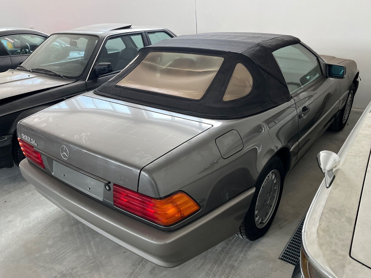 Mercedes-Benz SL 500 Deutsches Farhzeug aus 1. Hand ca. 60Tkm - Лек автомобил: снимка 2 Mercedes-Benz SL 500 Deutsches Farhzeug aus 1. Hand ca. 60Tkm - Лек автомобил: снимка 2