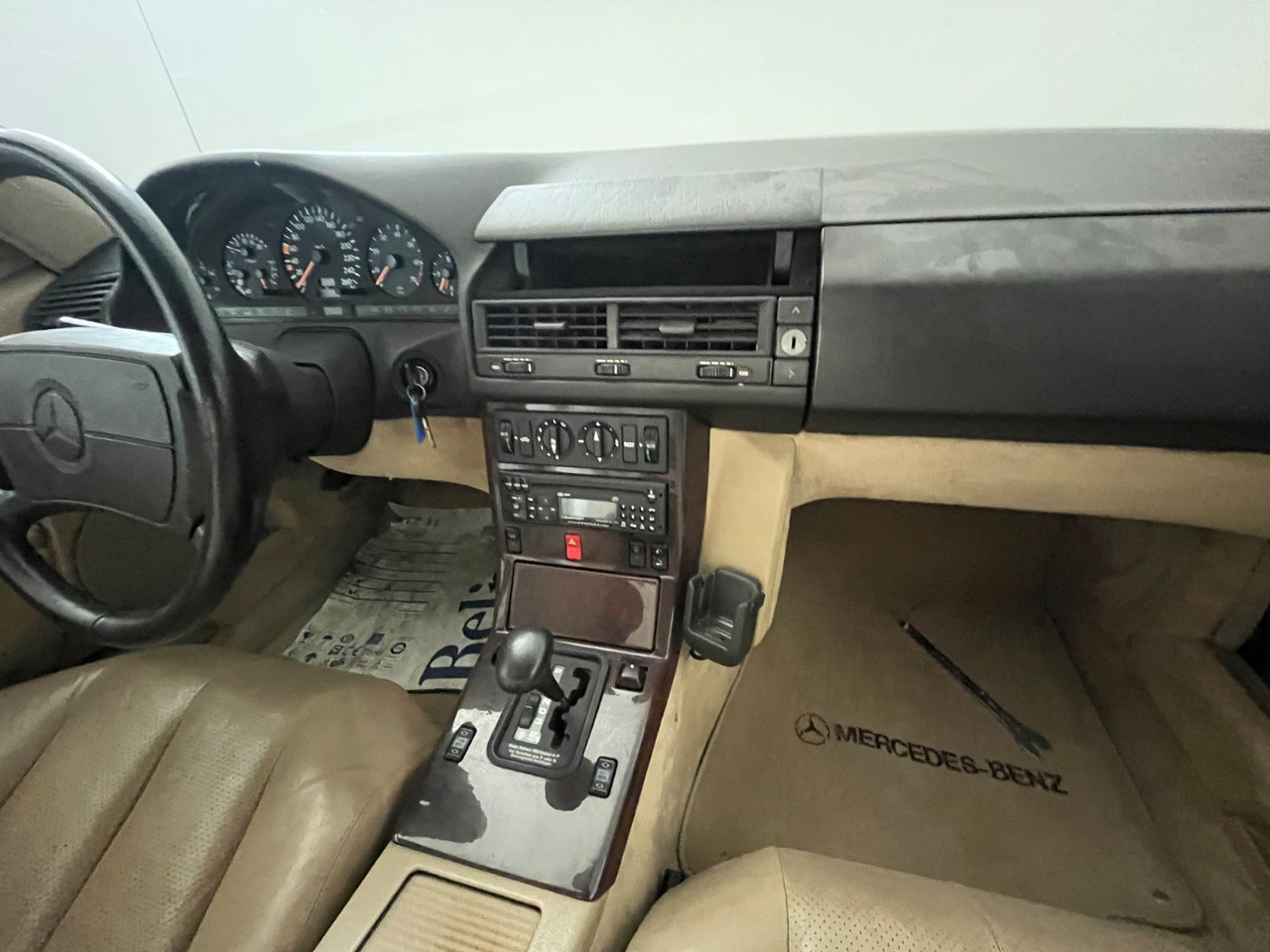 Mercedes-Benz SL 500 Deutsches Farhzeug aus 1. Hand ca. 60Tkm - Лек автомобил: снимка 5 Mercedes-Benz SL 500 Deutsches Farhzeug aus 1. Hand ca. 60Tkm - Лек автомобил: снимка 5