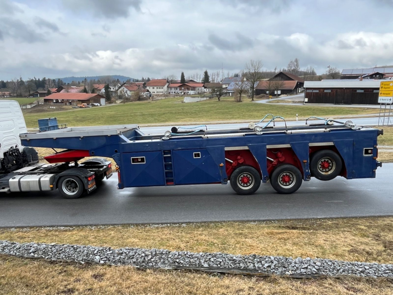 Langendorf SBT 27/32 Innenlader für Betonfertigteile Langendorf SBT 27/32 Innenlader für Betonfertigteile - Полуремарке: снимка 1 Langendorf SBT 27/32 Innenlader für Betonfertigteile Langendorf SBT 27/32 Innenlader für Betonfertigteile - Полуремарке: снимка 1